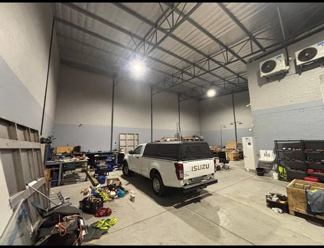 428M² WAREHOUSE TO LET IN KRAAIFONTEIN INDUSTRIA